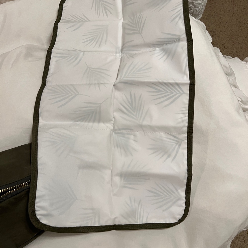 Green Belt Diaper Bag - Picture 14 of 14